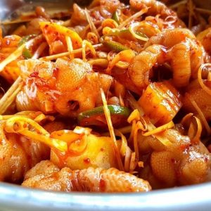 Chân gà sốt thái Xì Trum Food